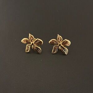 Gold Floral Stud Earrings